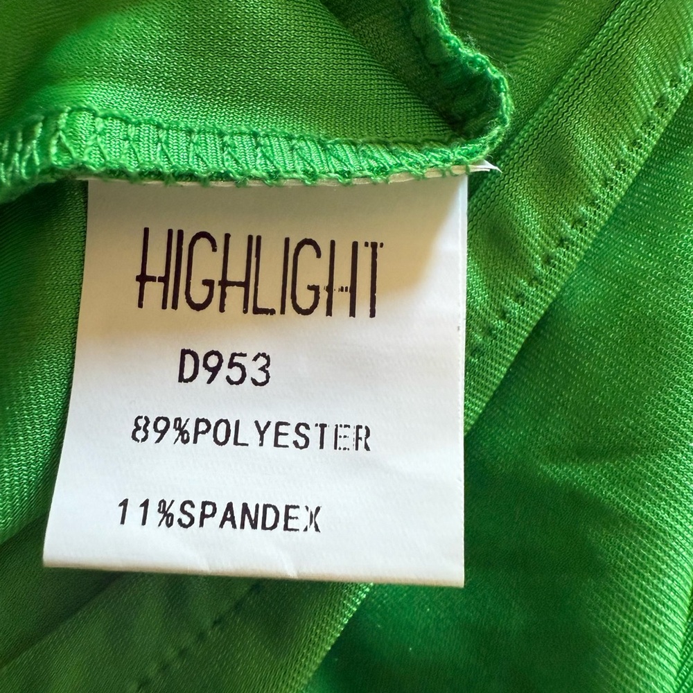 Vibrant Green Maxi Dress - Picture 5 of 7